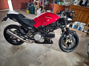 Ducati monster 