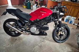 Ducati monster 