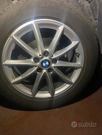 4 Cerchi da 17 BMW x1  gommati pirelli all season