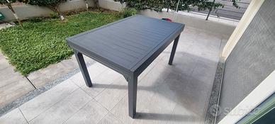 Tavolo allungabile in alluminio 