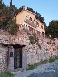 Casa indipendente
