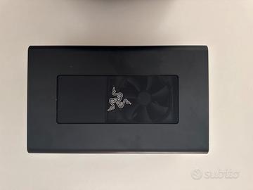 Razer Core X eGPU enclosure con cavo thunderbolt 3