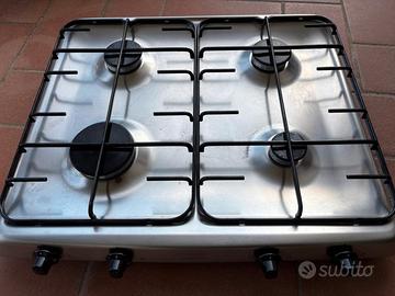 Piano cottura a gas 4 fuochi Hotpoint Ariston