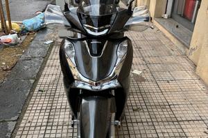 Honda SH 150 anno 2020