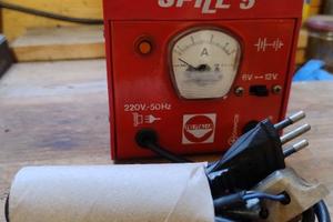 Carica Batterie Auto/Moto Spill 5