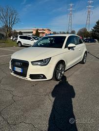 Audi A1 1.4 tfsi Ambition 122cv s-tronic