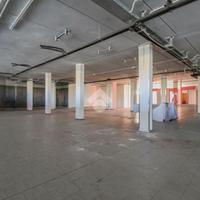 NEGOZIO A CASALGRANDE