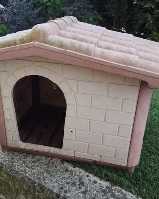 Cuccia per cani da esterno coibentata