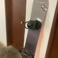 Tavola da snow + scarponi Burton