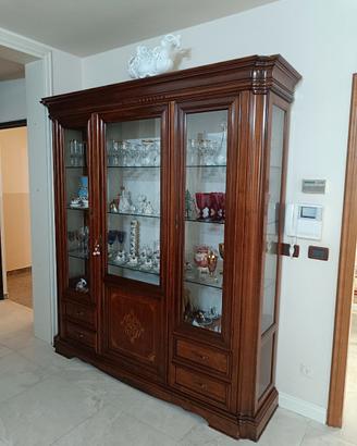 Vetrinetta in noce