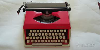 Macchina da scrivere Montana 70
