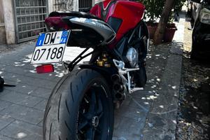 Mv agusta 675 brutale