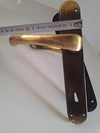 Maniglia in ottone