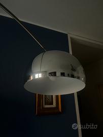 Lampada ad arco