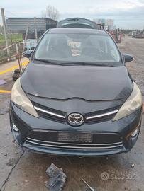toyota verso pezzi di ricambio