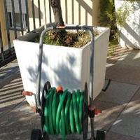 Canna da giardino con carrello