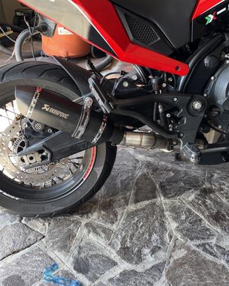 Scarico xcape 650 decatalizzato