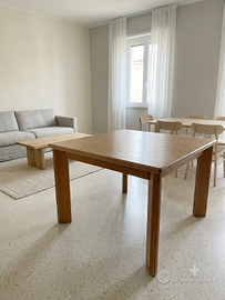 Tavolo in frassino