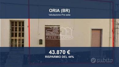 Immobile in asta di 124 m² con più di 5 locali a O