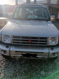 MITSUBISHI Pajero (2000-2007) - 2000