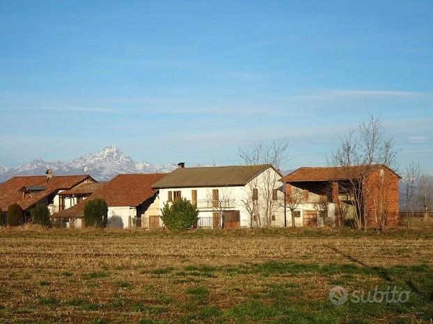 Fossano rustico da ristrutturare