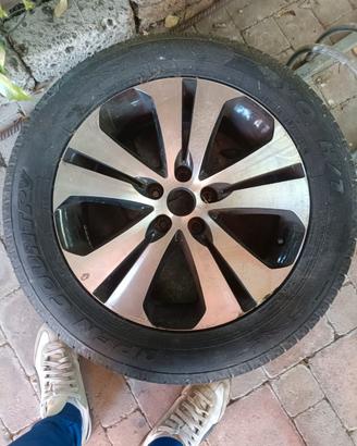 Cerchio e gomma Kia sportage 3°serie