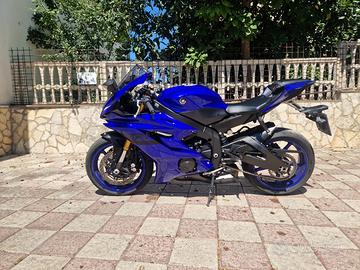 Yamaha R6 2018 – Come Nuova – Solo 8.999 km