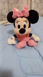 Minnie con vestito rosa Disney