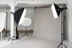 Spazio di mq 70 adibito a ufficio/magazzino/