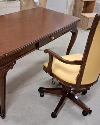 Scrivania e poltrona in pelle vera classici