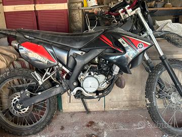 Yamaha dt r 50