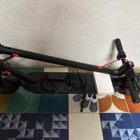 Monopattino 400W autonomia 40km