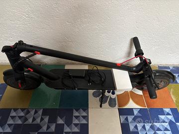 Monopattino 400W autonomia 40km