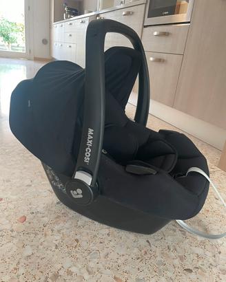 Ovetto Maxi-Cosi Tinca i-Size Essential Graphite