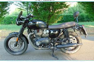 Triumph Bonneville T120 Black