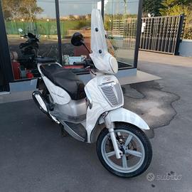 Aprilia Scarabeo 125