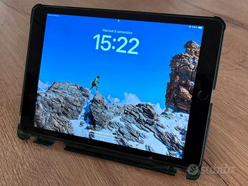 iPad 9 gen. (A2604)