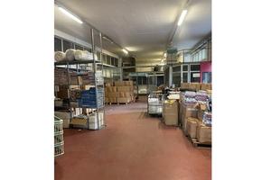 Laboratorio di 300 mq