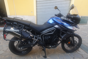 Triumph Tiger 800 XCX
