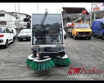 UNIECO COSTRUZIONI MECCANICHE SPAZZATRICE UN U8682