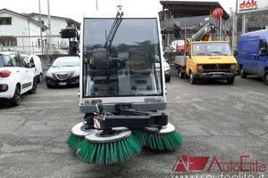 UNIECO COSTRUZIONI MECCANICHE SPAZZATRICE UN U8682