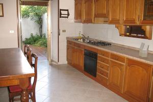 Casa in centro Sapri p. terra con cortile interno