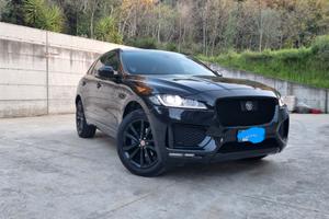 Jaguar f-pace R-Dynamic 2000 240 cv