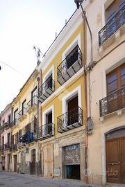2 LOCALI A CAGLIARI