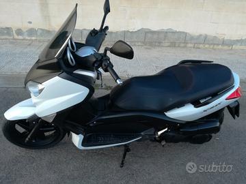 scooter yamaha x max 