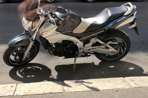 Suzuki gsr