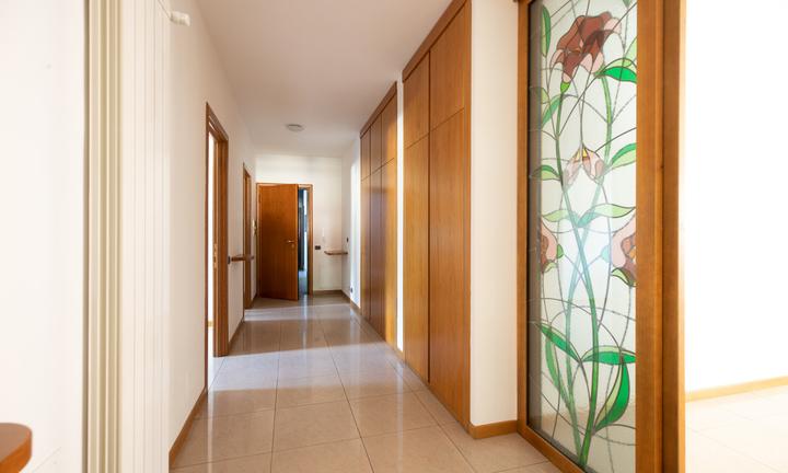 Raffinato quadrilocale in Breno