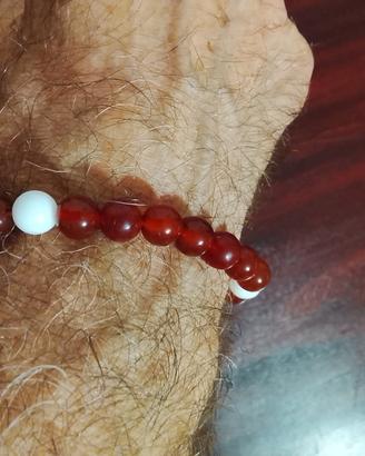 Bracciale con corniola e agata bianca 