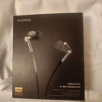 1More Triple Driver auricolari