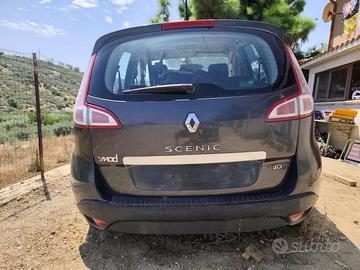Renault Scenic Xmod ricambi